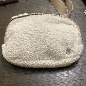 Lululemon belt bag